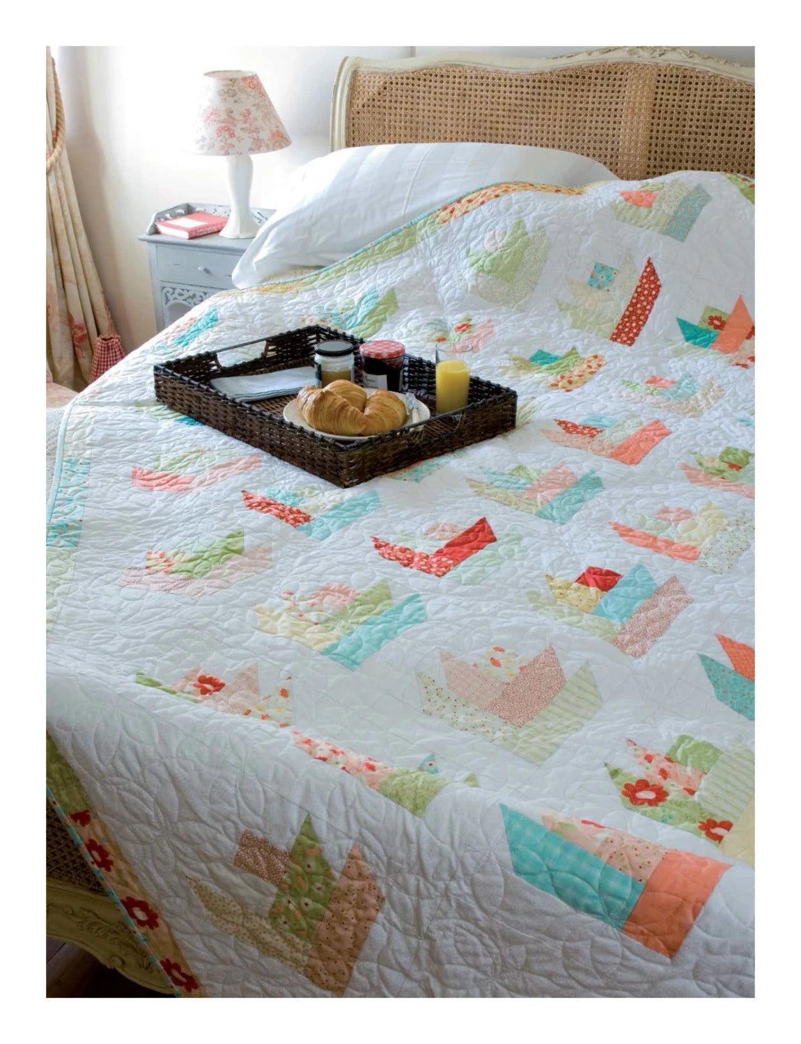 The Best of Jelly Roll Quilts - 25 Jelly Roll Patters for Quick Quilting From David & Charles By Pam & Nicky Lintott - BOOK - PAPER/PRINTED