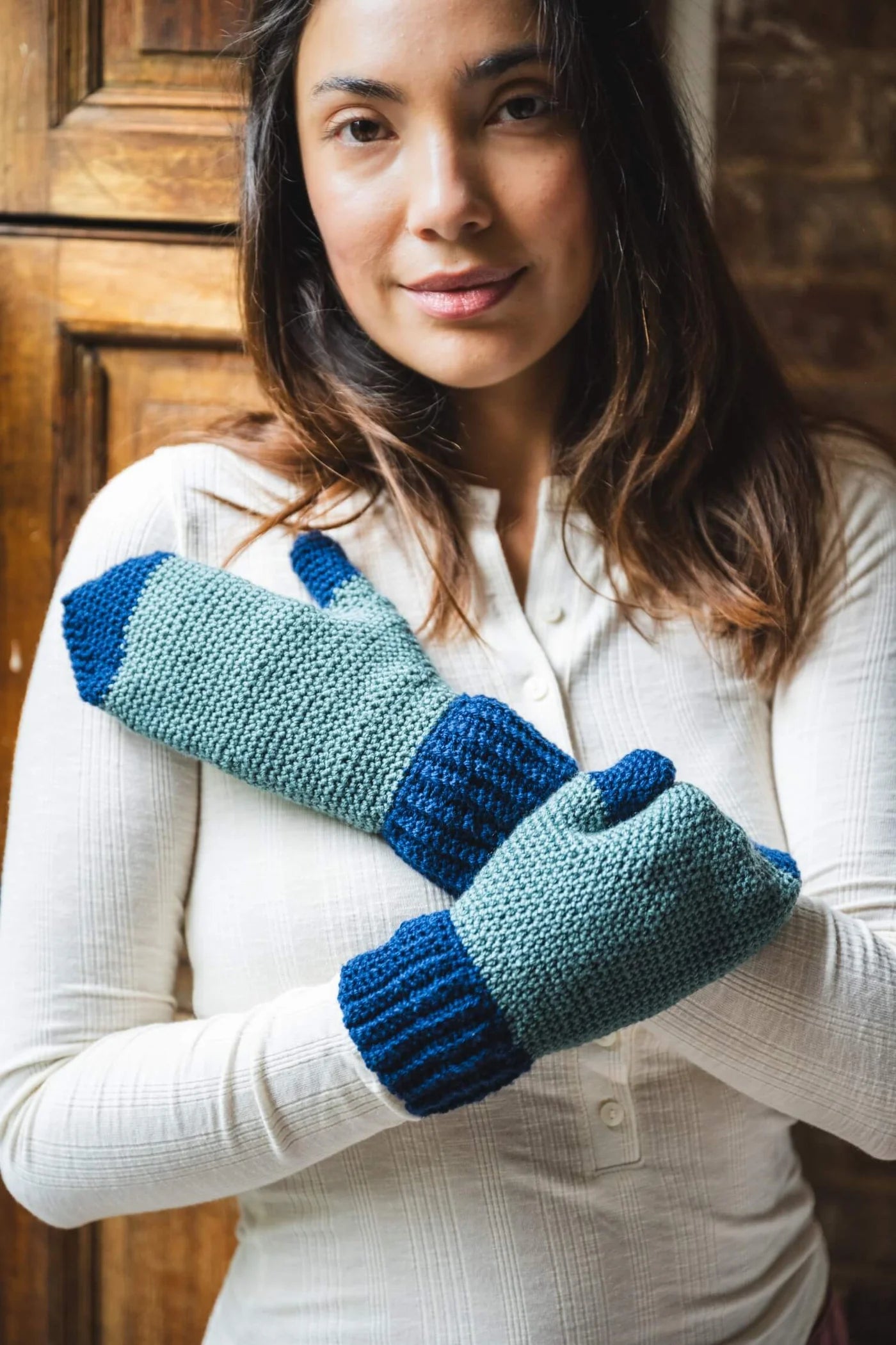 Colorplay Mittens (Crochet) From Lion Brand Yarn - FREE DIGITAL