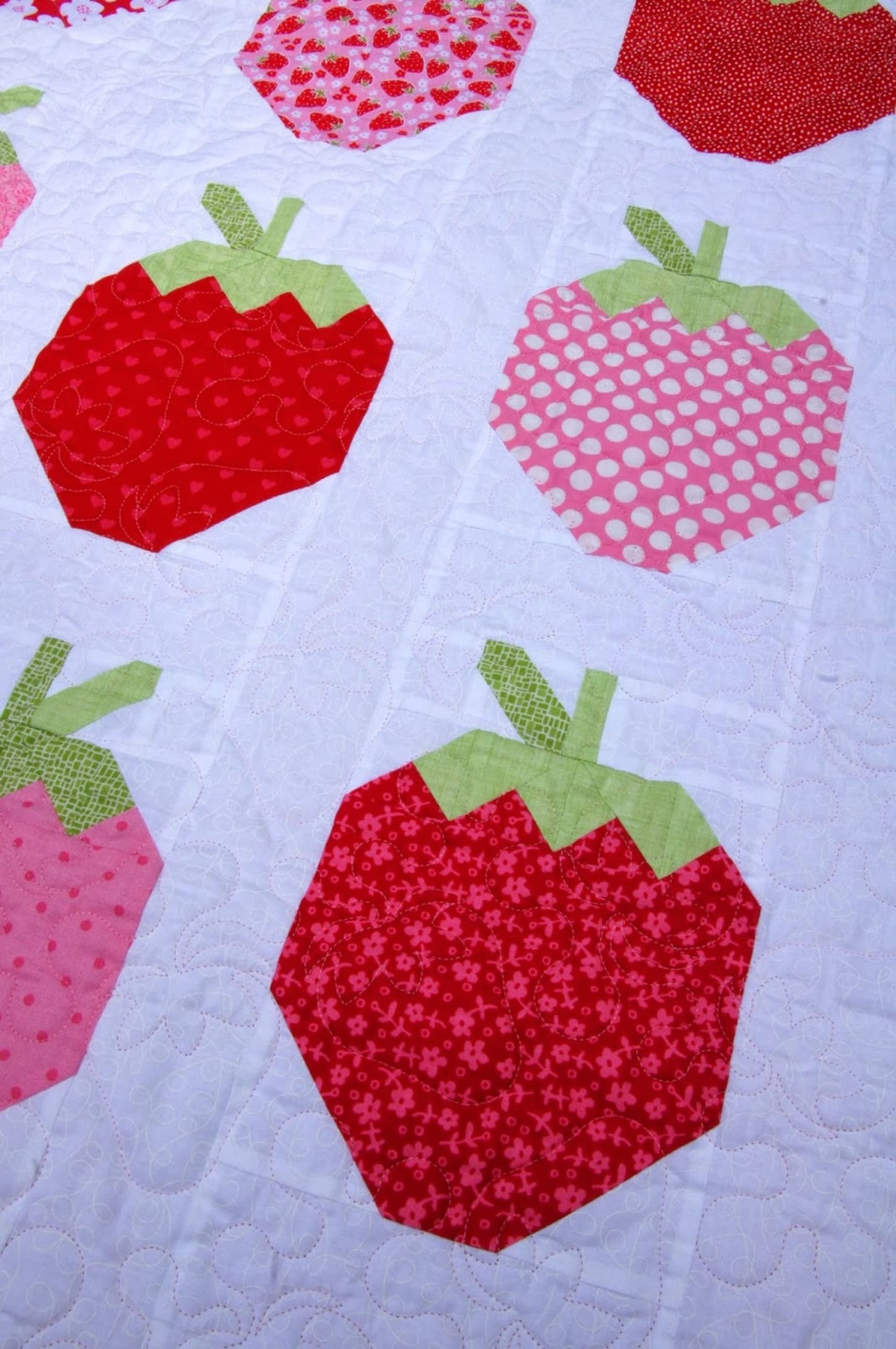 Strawberry Fields Modern Quilt Pattern by Citrus and Mint Designs - PAPER/PRINTED