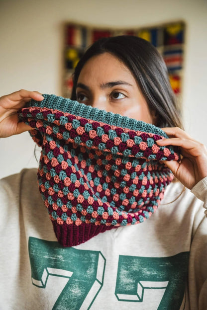 Sydney Granny Cowl (Crochet) From Lion Brand Yarn - FREE DIGITAL