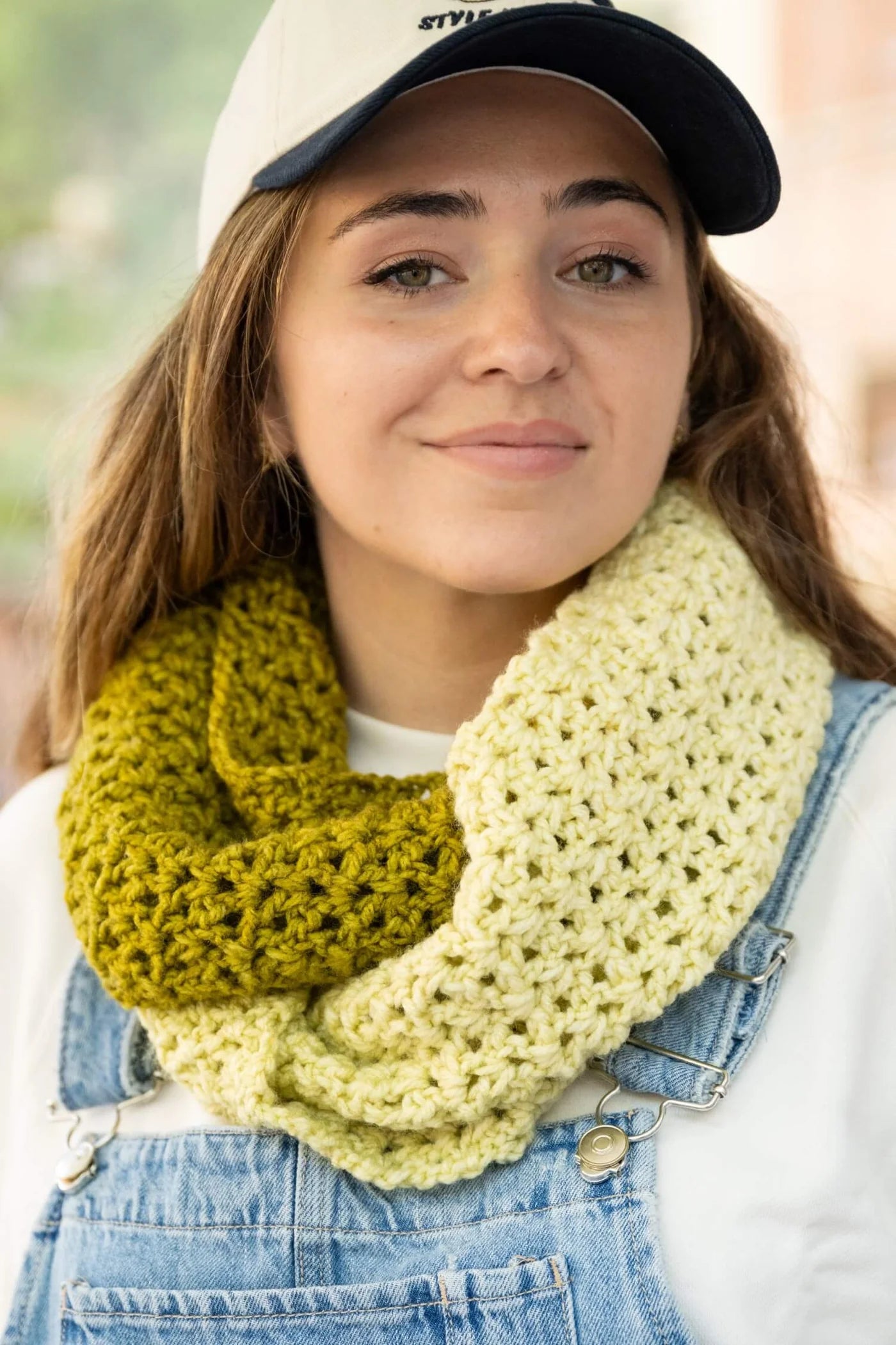 Openwork Scarf (Crochet) From Lion Brand Yarn - FREE DIGITAL