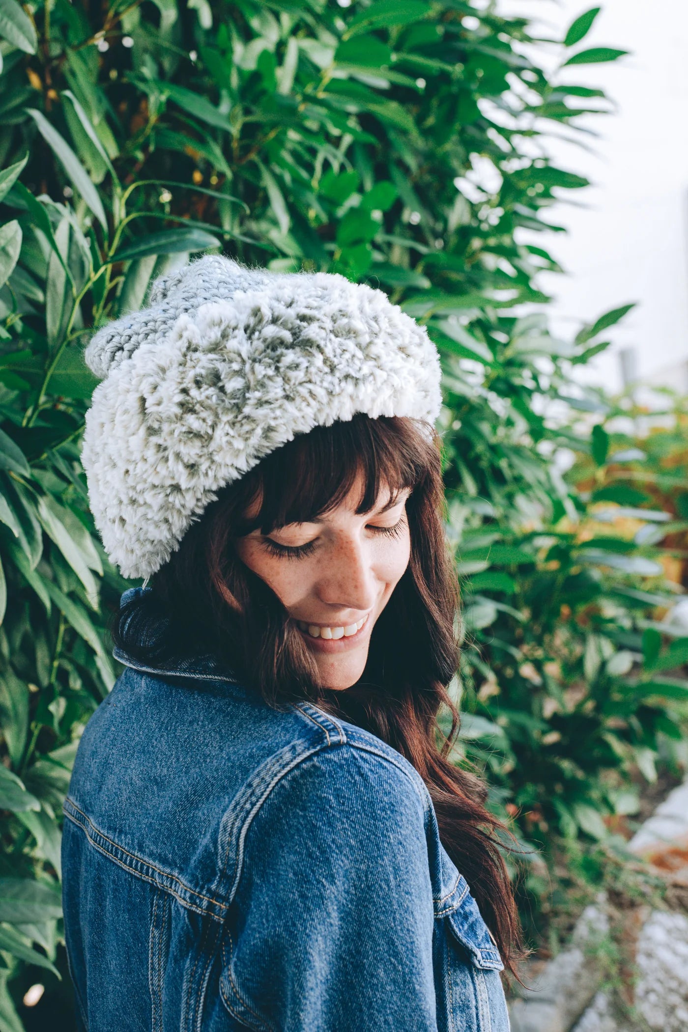 Simple Crochet Hat From Lion Brand Yarn - FREE DIGITAL