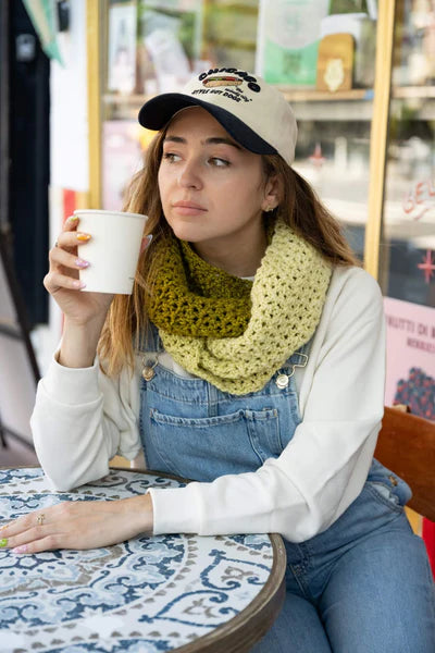 Openwork Scarf (Crochet) From Lion Brand Yarn - FREE DIGITAL