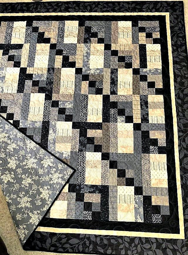 #442 Woodland Daybreak Quilt Pattern From Pleasant Valley Creations By Diana Beaubien - PAPER/PRINTED